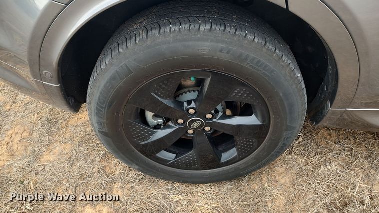 image for item LA9279 2021 Land Rover Discovery Sport  SUV