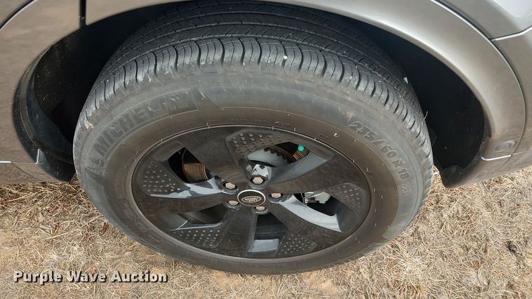 image for item LA9279 2021 Land Rover Discovery Sport  SUV