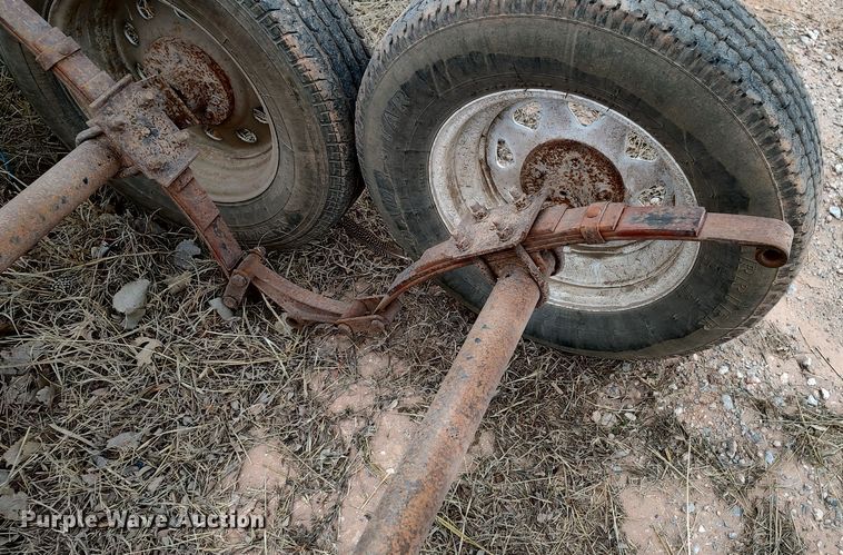 image for item LA9296 Axle set