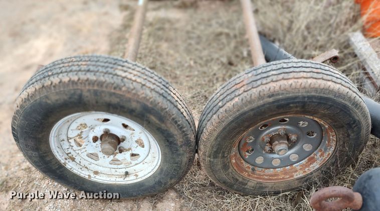 image for item LA9296 Axle set