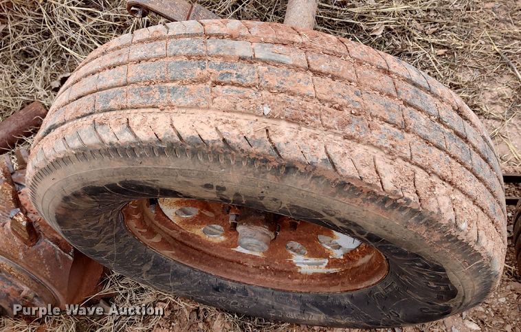 image for item LA9296 Axle set