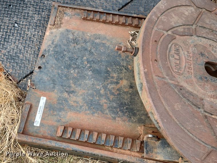 image for item LA9300 Holland 350136  fifth wheel hitch