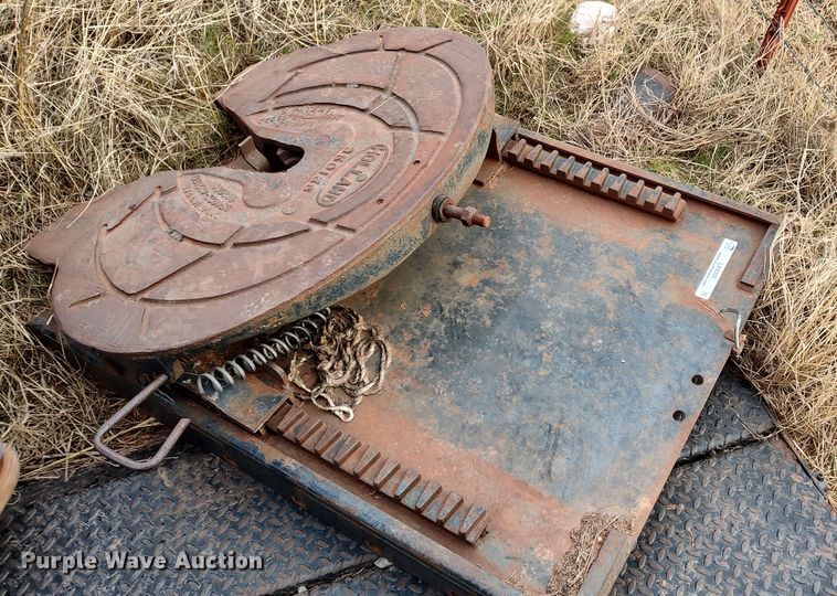 image for item LA9300 Holland 350136  fifth wheel hitch