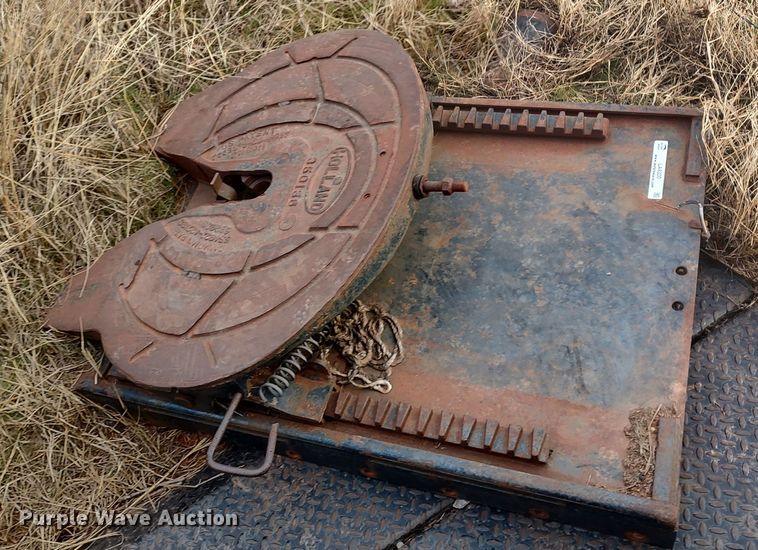 image for item LA9300 Holland 350136  fifth wheel hitch