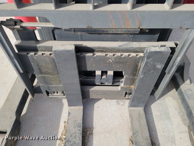 image for item LG9453 Crown RR3020-35  forklift