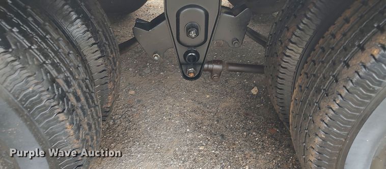 image for item LK9287 2019 Big Tex 22GN-35BK-5MR  equipment trailer