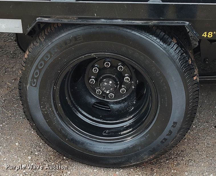 image for item LK9287 2019 Big Tex 22GN-35BK-5MR  equipment trailer