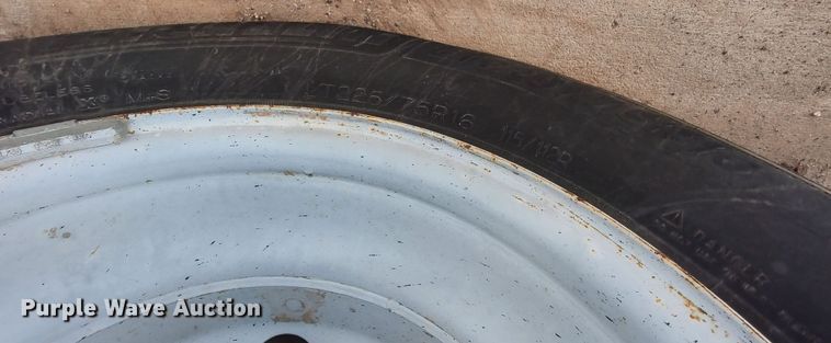 image for item LK9499 2000 Ford E350 Super Duty  box truck