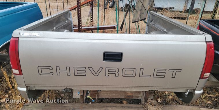 image for item LL9716 (4) pickup beds