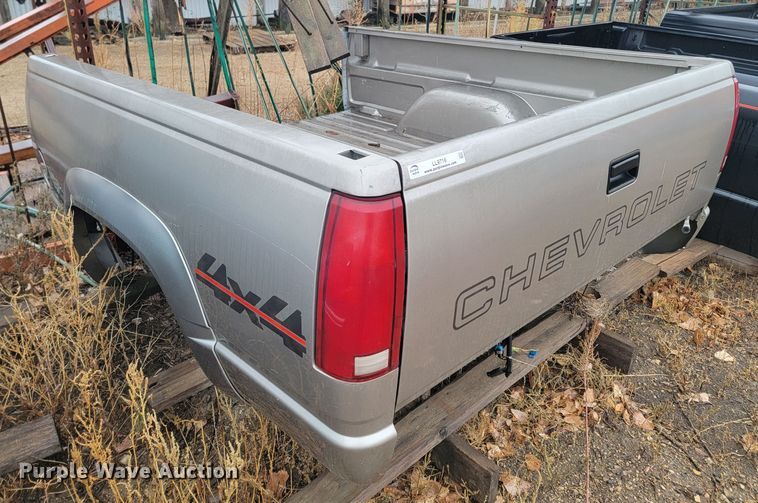 image for item LL9716 (4) pickup beds