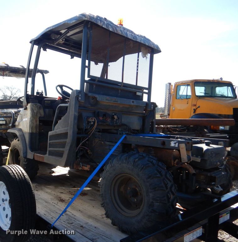 image for item LT9025 Kubota RTV900  utility vehicle