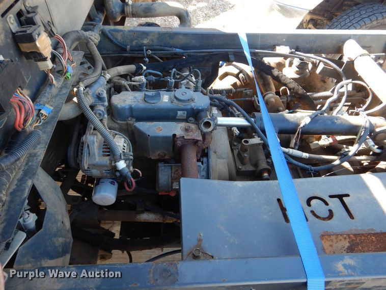 image for item LT9025 Kubota RTV900  utility vehicle