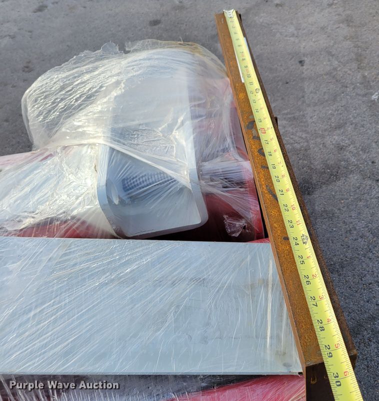 image for item LY9898 2022 Agrotk ATK-B1000  two post automotive lift