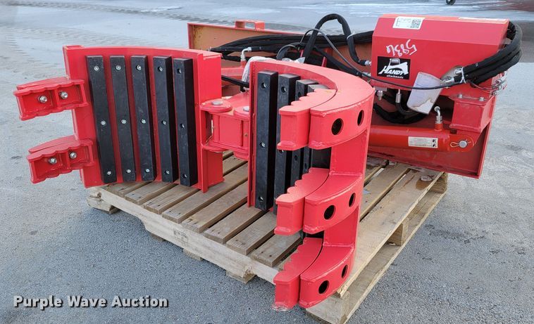 image for item LY9901 2022 Handy Attachments HRTH43  skid steer rock and tree handler