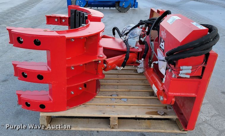 image for item LY9901 2022 Handy Attachments HRTH43  skid steer rock and tree handler