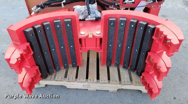 image for item LY9901 2022 Handy Attachments HRTH43  skid steer rock and tree handler