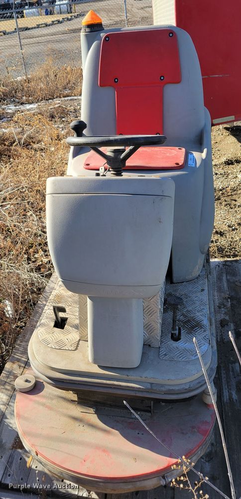 image for item LY9914 2009 Comac CM 70HS  floor buffer