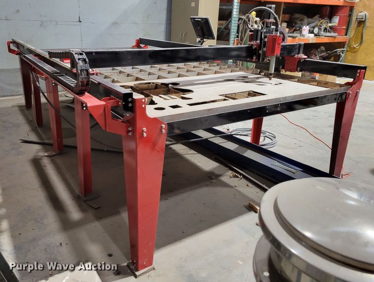 image for item LY9915 Wright CNC  plasma cutting table