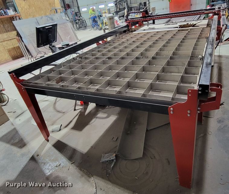 image for item LY9915 Wright CNC  plasma cutting table