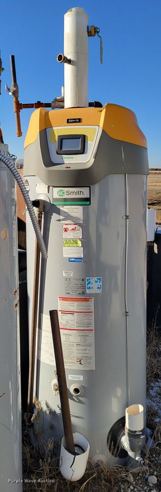 image for item LY9916 (5) water heaters