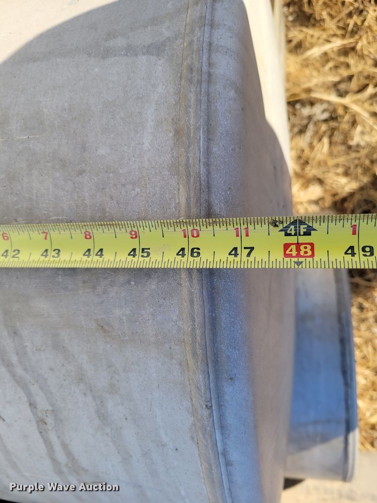 image for item LY9919 Fuel tanks