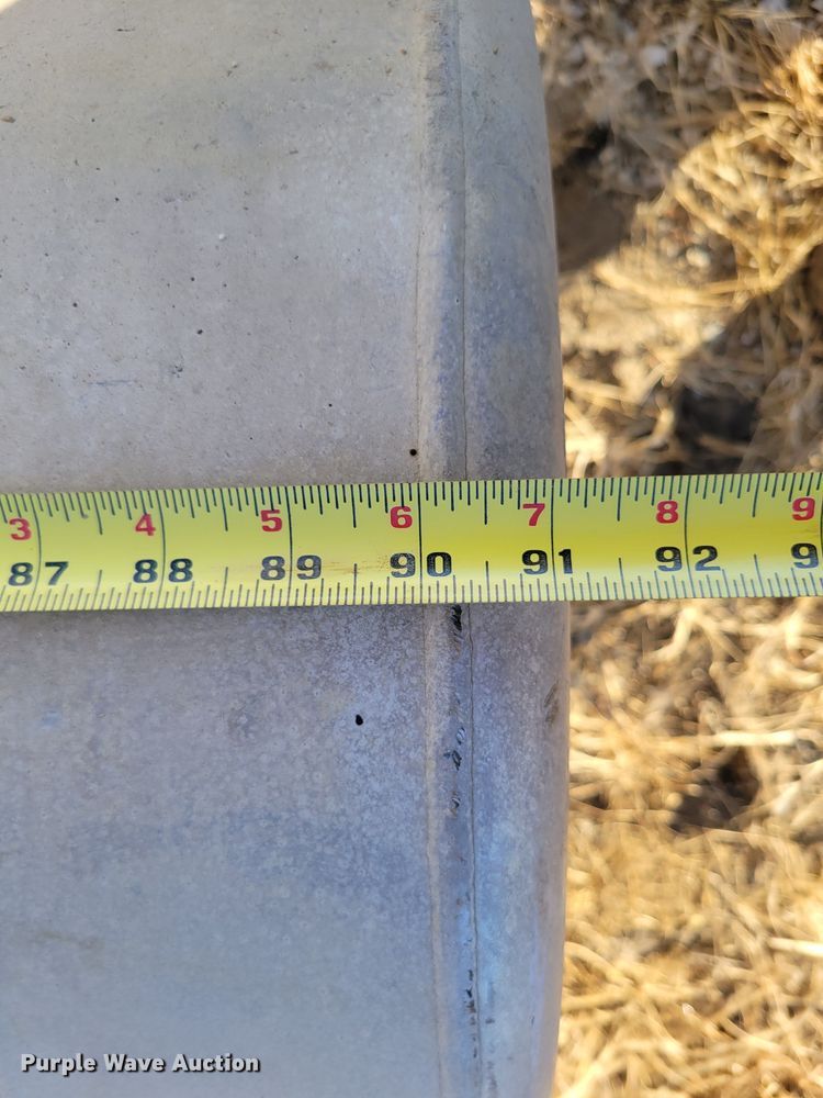 image for item LY9919 Fuel tanks