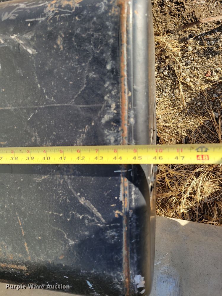 image for item LY9919 Fuel tanks