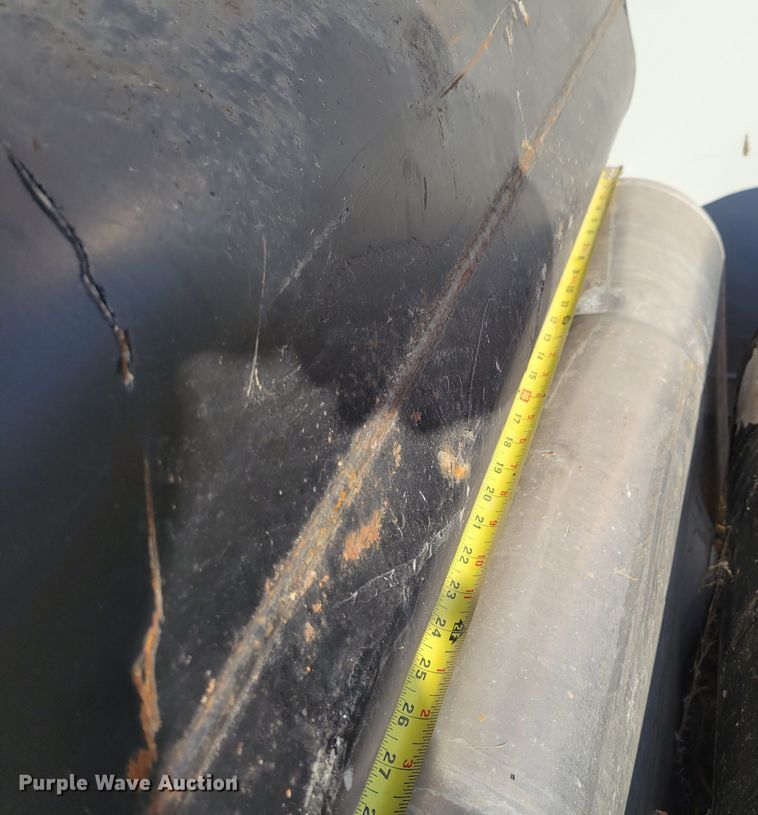 image for item LY9919 Fuel tanks