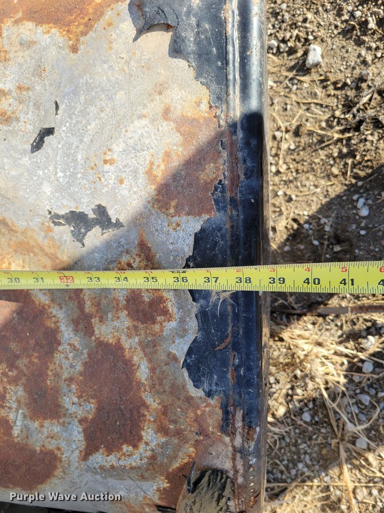 image for item LY9919 Fuel tanks