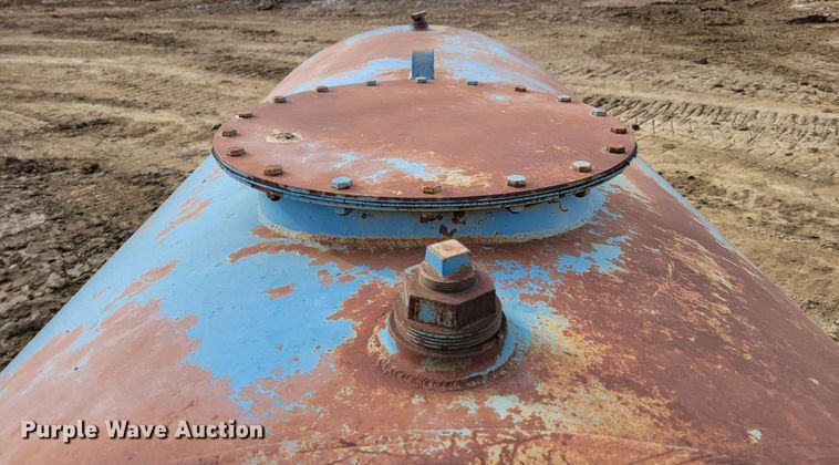 image for item LY9922 Fuel tank