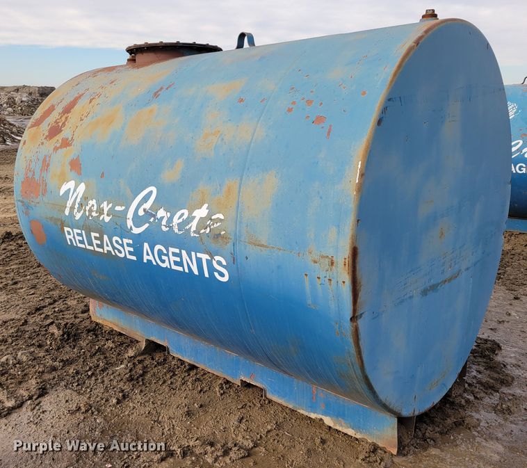 image for item LY9923 Fuel tank