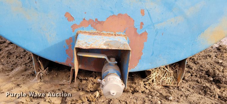 image for item LY9923 Fuel tank