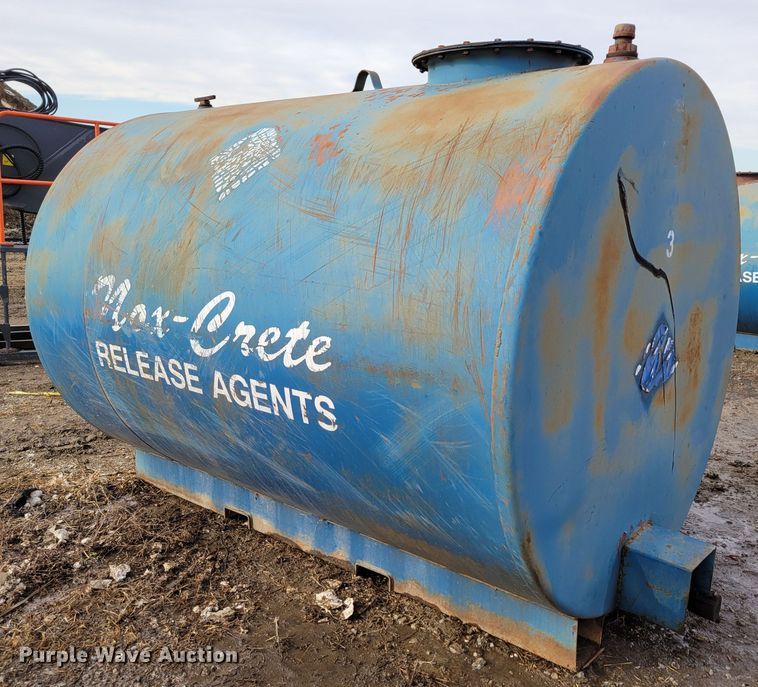 image for item LY9924 Fuel tank