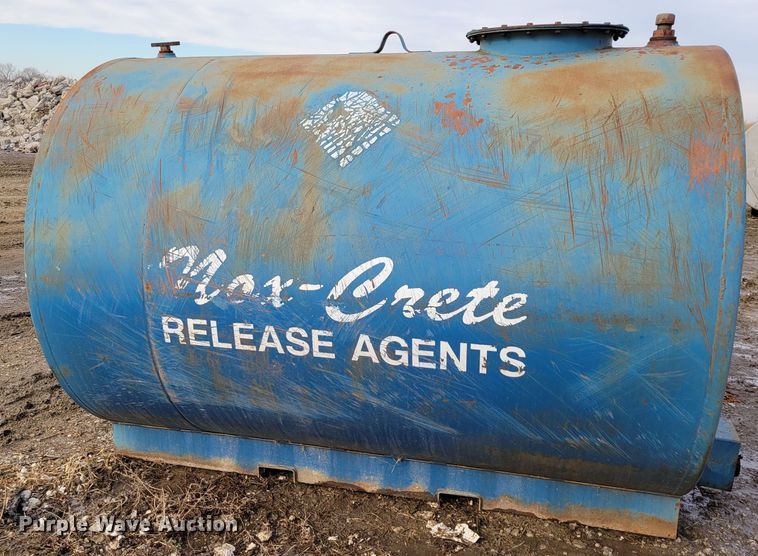 image for item LY9924 Fuel tank