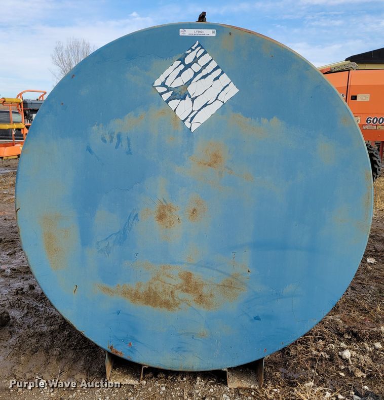 image for item LY9924 Fuel tank