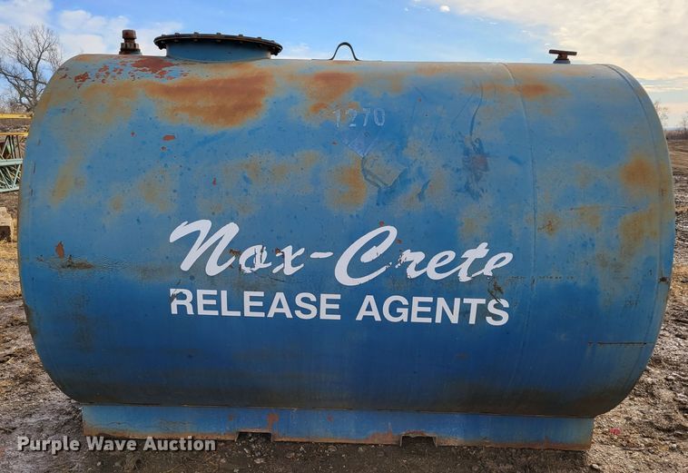 image for item LY9924 Fuel tank