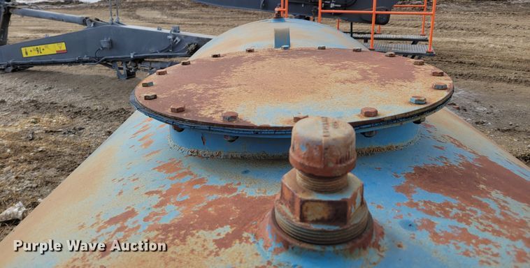 image for item LY9924 Fuel tank