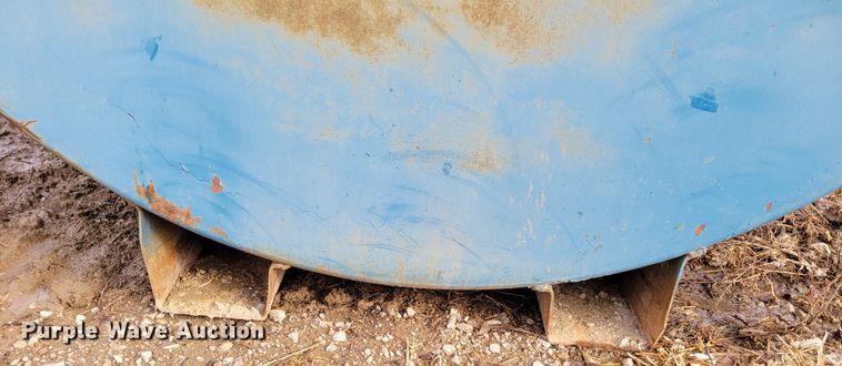 image for item LY9924 Fuel tank