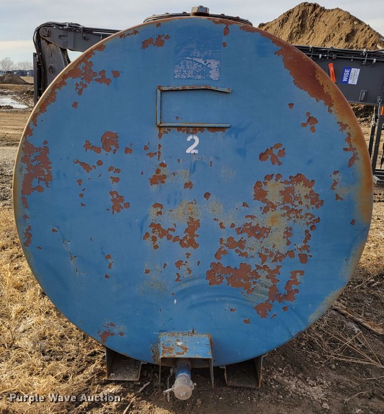 image for item LY9925 Fuel tank