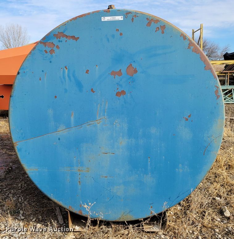 image for item LY9925 Fuel tank