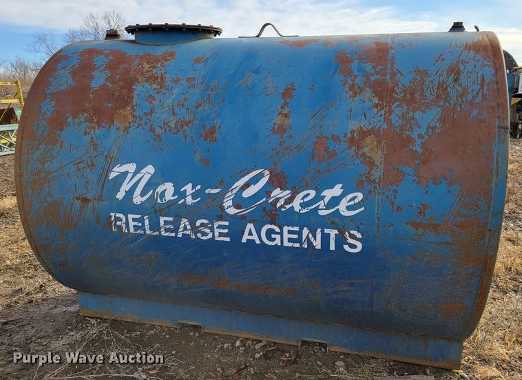 image for item LY9925 Fuel tank