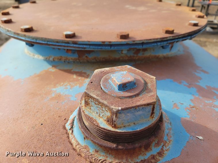 image for item LY9925 Fuel tank