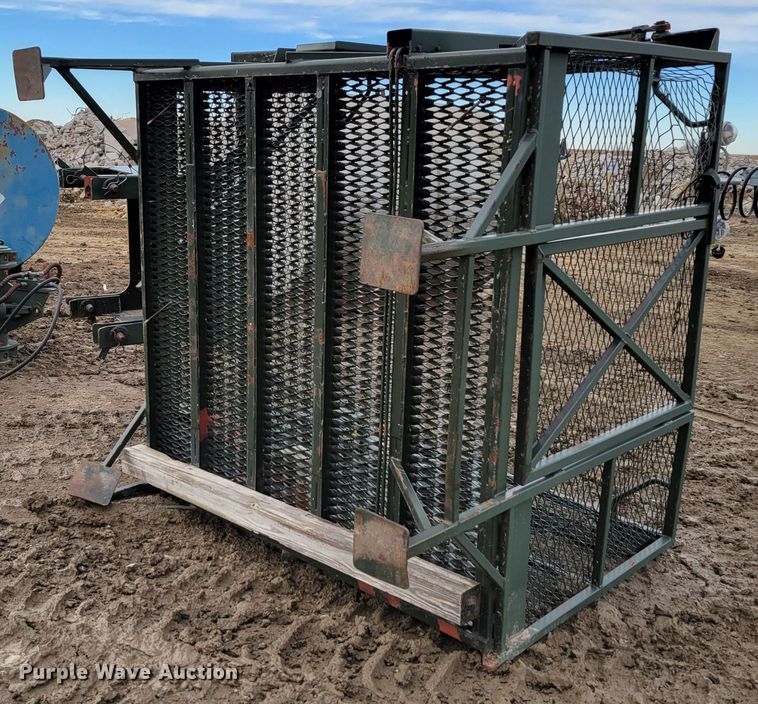 image for item LY9926 1992 P&H Century CN115  crane attachments