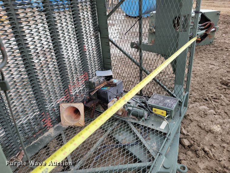 image for item LY9926 1992 P&H Century CN115  crane attachments