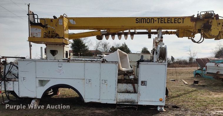 image for item MH9658 Altec  digger derrick bed