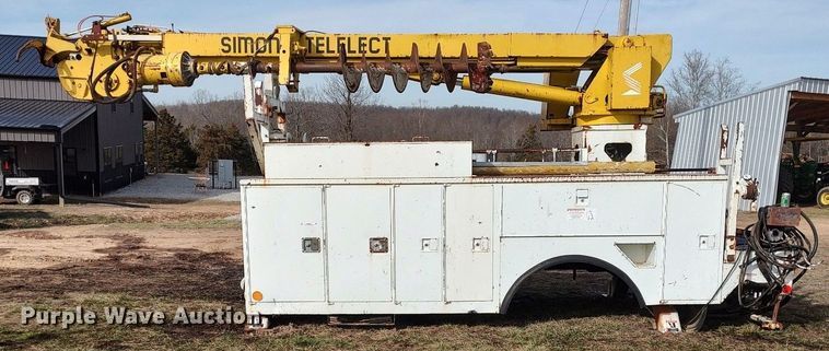 image for item MH9658 Altec  digger derrick bed