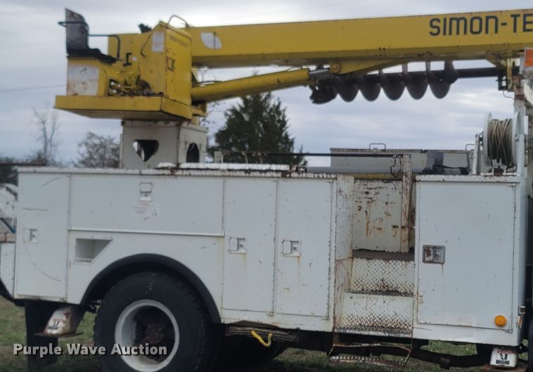 image for item MH9658 Altec  digger derrick bed