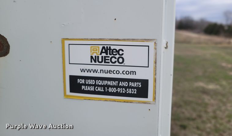 image for item MH9658 Altec  digger derrick bed