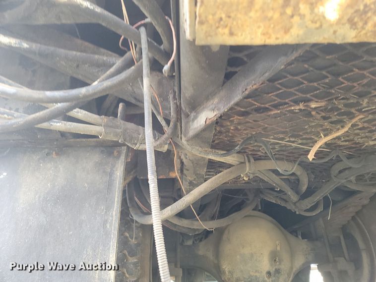 image for item MH9658 Altec  digger derrick bed