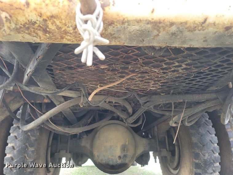 image for item MH9658 Altec  digger derrick bed